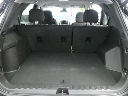 Used 2023 Chevrolet Equinox LT AWD/4WD image 11