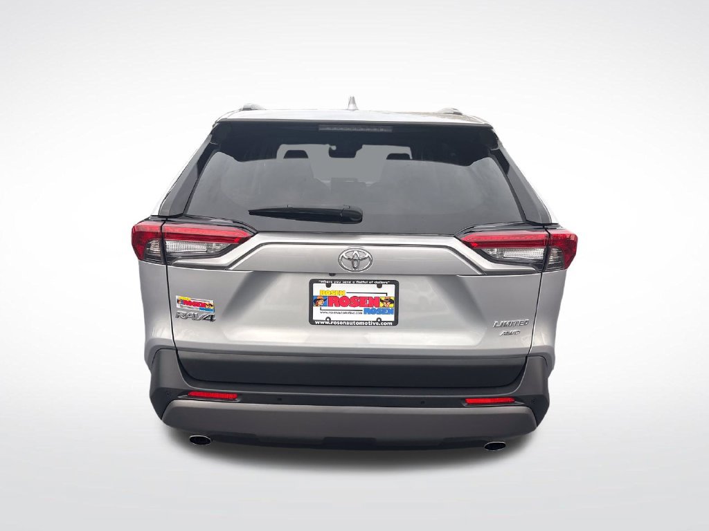 Used 2020 Toyota RAV4 Limited AWD/4WD image 4