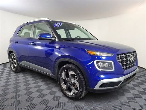 Used 2022 Hyundai Venue Limited image 1