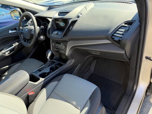 Used 2018 Ford Escape SE w/ Ford Safe & Smart Package image 12