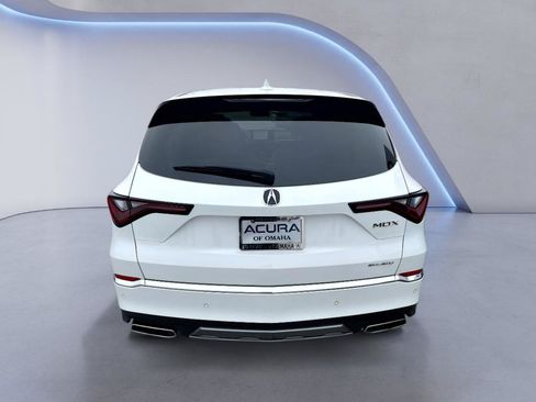 Used 2025 Acura MDX SH-AWD w/ Technology Package image 3