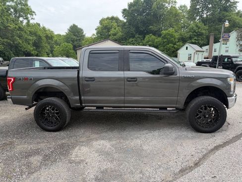 Used 2017 Ford F150 XLT AWD/4WD image 5