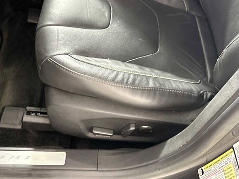 Used 2016 Ford Fusion Titanium FWD image 12