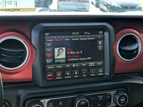 Used 2021 Jeep Wrangler Rubicon AWD/4WD image 21