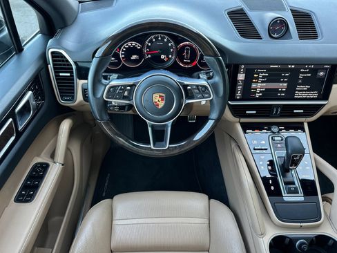 Used 2019 Porsche Cayenne S AWD/4WD image 15