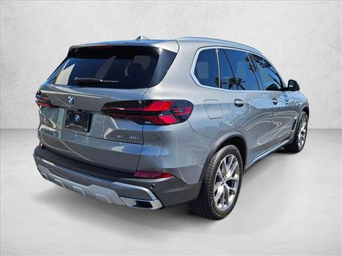 Certified 2024 BMW X5 sDrive40i w/ Premium Package RWD image 5