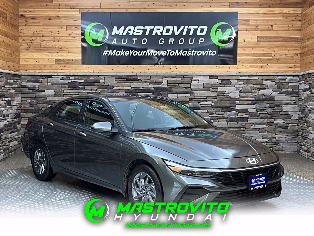 Used 2025 Hyundai Elantra Hybrid FWD 360° Tour