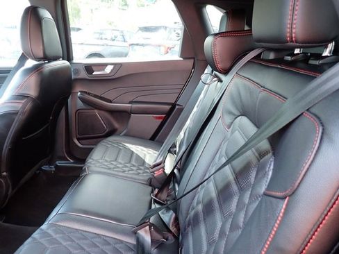 Certified 2023 Ford Escape ST-Line Elite w/ Premium Technology Package image 18