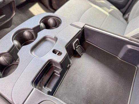 Used 2024 RAM 2500 Big Horn image 29