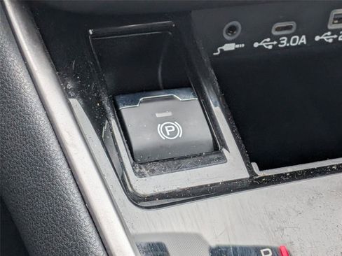 Certified 2024 Subaru Outback Premium AWD/4WD image 16