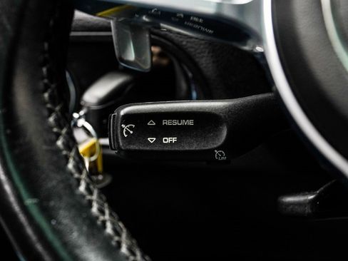 Used 2019 Porsche Macan image 31