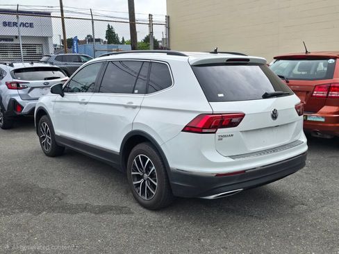 Used 2021 Volkswagen Tiguan SE FWD image 5