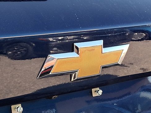 Used 2024 Chevrolet Trax LT w/ LT Convenience Package image 29