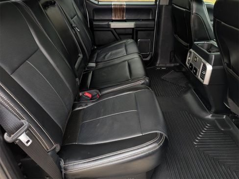 Used 2018 Ford F150 Lariat image 44