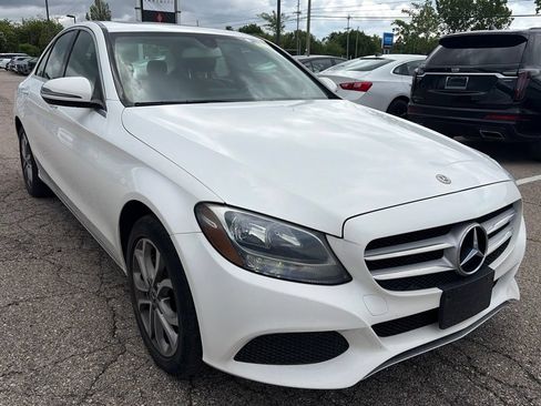 Used 2018 Mercedes-Benz C 300 4MATIC Sedan image 3