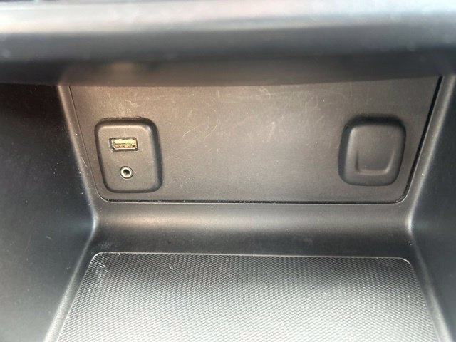 Used 2015 GMC Canyon SLE AWD/4WD image 31