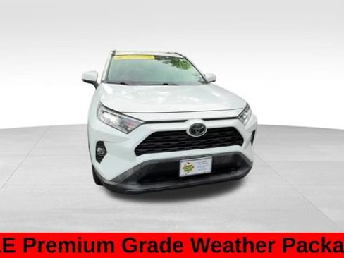 Used 2020 Toyota RAV4 XLE Premium AWD/4WD image 12