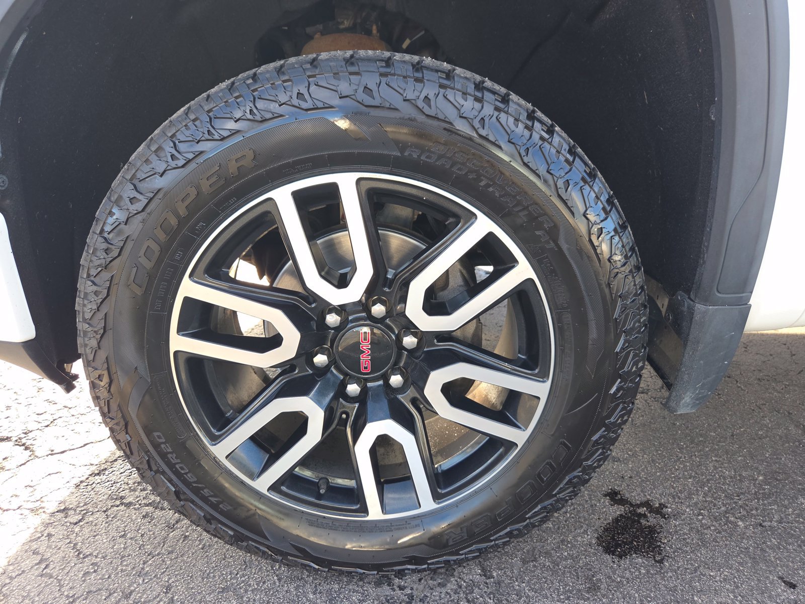 Used 2019 GMC Sierra 1500 AT4 w/ AT4 Premium Package AWD/4WD image 44