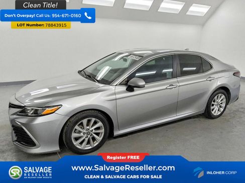 Used 2021 Toyota Camry LE image 1