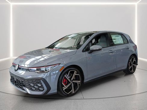 New 2026 Volkswagen GTI SE image 3