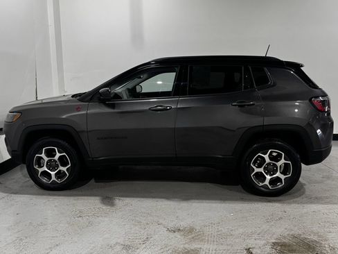 Used 2022 Jeep Compass Trailhawk AWD/4WD image 14