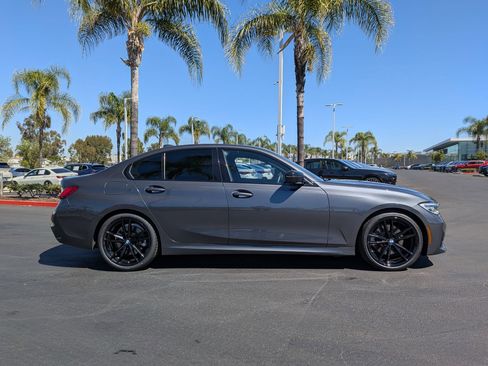 Used 2021 BMW 330i Sedan w/ M Sport Package image 11