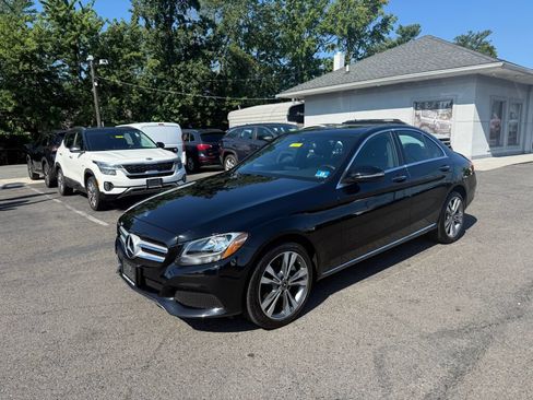 Used 2018 Mercedes-Benz C 300 4MATIC Sedan image 3