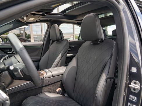 Used 2024 Mercedes-Benz E 450 4MATIC Sedan w/ Airmatic Package image 15
