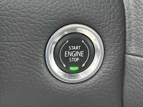 Used 2022 GMC Yukon Denali image 26