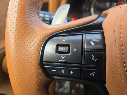 Used 2018 Lexus LC 500 Coupe w/ Sport Package image 18