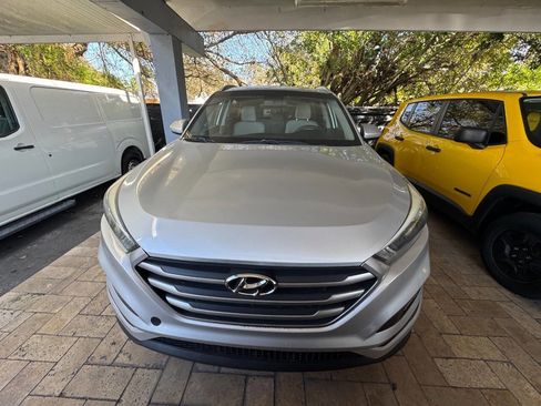 Used 2018 Hyundai Tucson SEL image 7