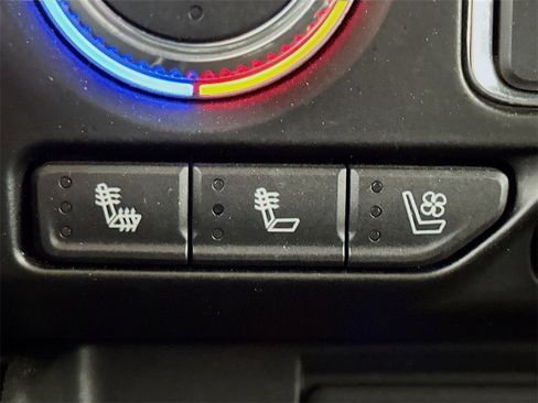 Used 2021 GMC Yukon SLT image 23