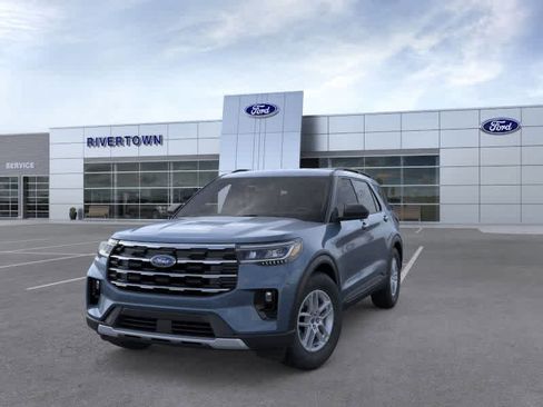 New 2026 Ford Explorer Active w/ Active Comfort Package image 2