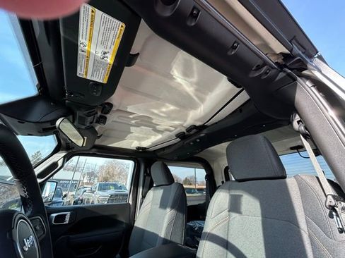 New 2026 Jeep Wrangler Sport S image 19