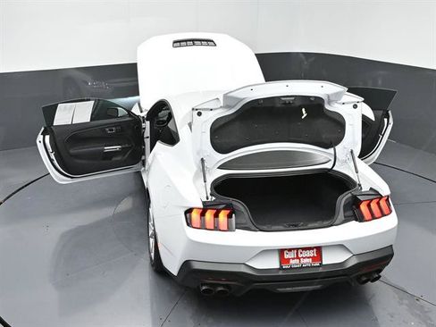 Used 2025 Ford Mustang GT Premium RWD image 47