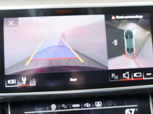 Used 2023 Audi S8 image 3