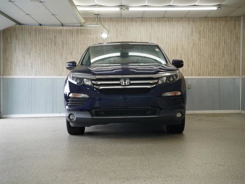 Used 2017 Honda Pilot Elite image 2