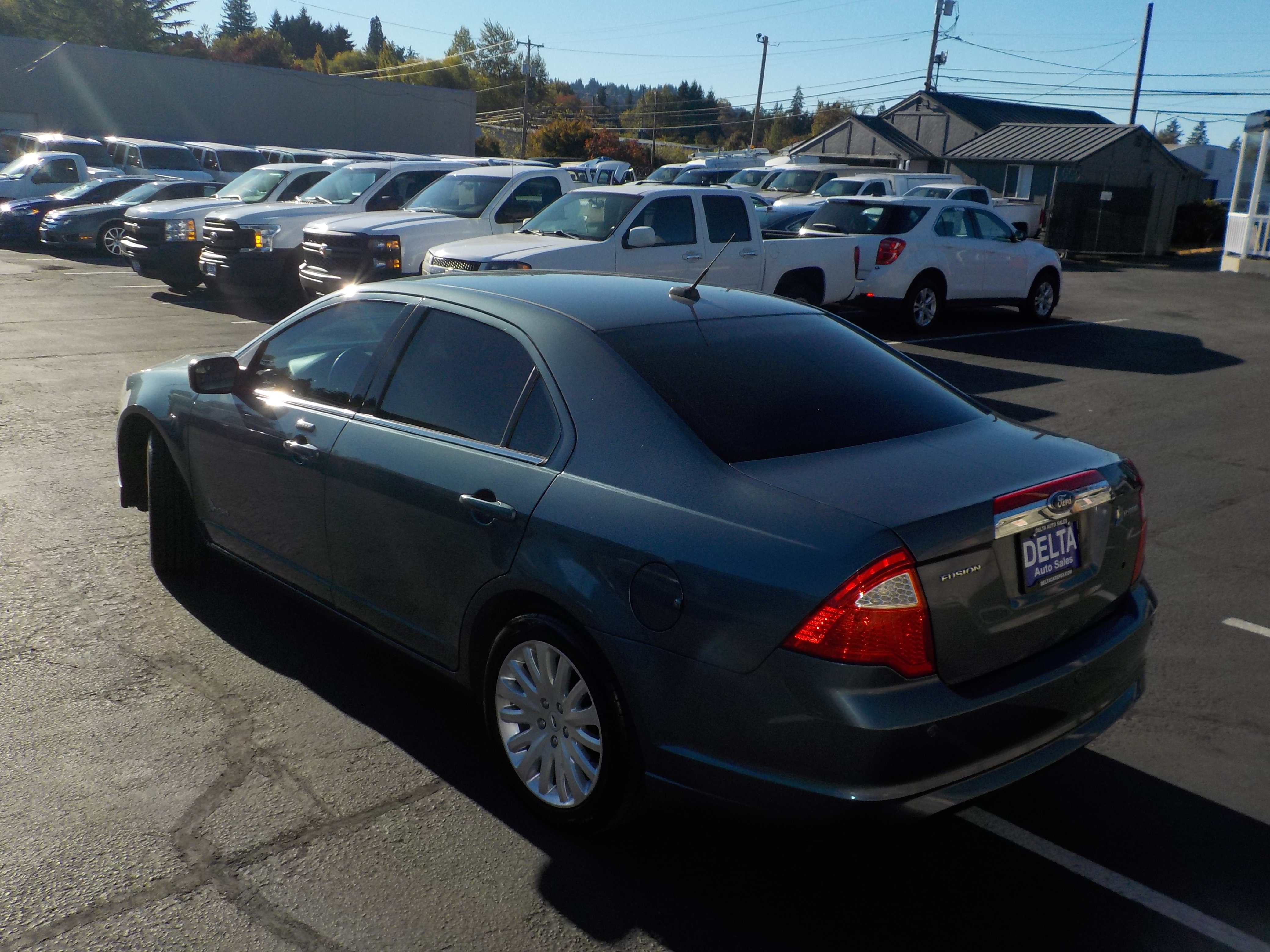 Used 2012 Ford Fusion Hybrid FWD image 10