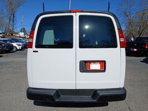 Used 2021 Chevrolet Express 2500 Extended w/ Driver Convenience Package image 7
