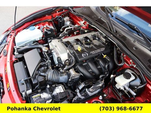 Used 2017 MAZDA MX-5 Miata RF Grand Touring image 29