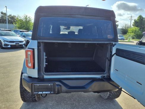 Used 2023 Ford Bronco Outer Banks AWD/4WD image 12