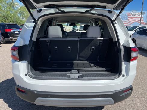 New 2025 Honda Pilot EX-L image 13