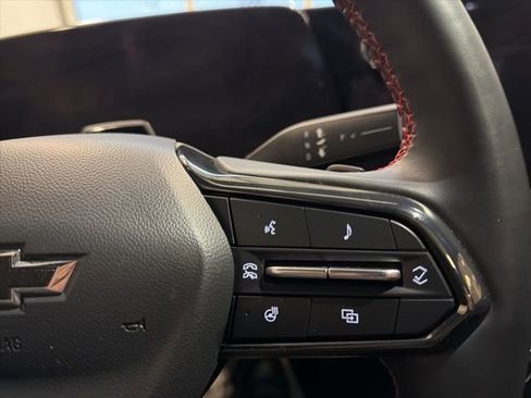 Used 2024 Chevrolet Traverse RS image 35