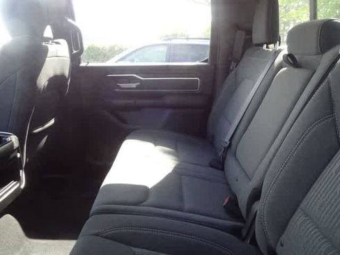 Used 2019 RAM 1500 Big Horn AWD/4WD image 10