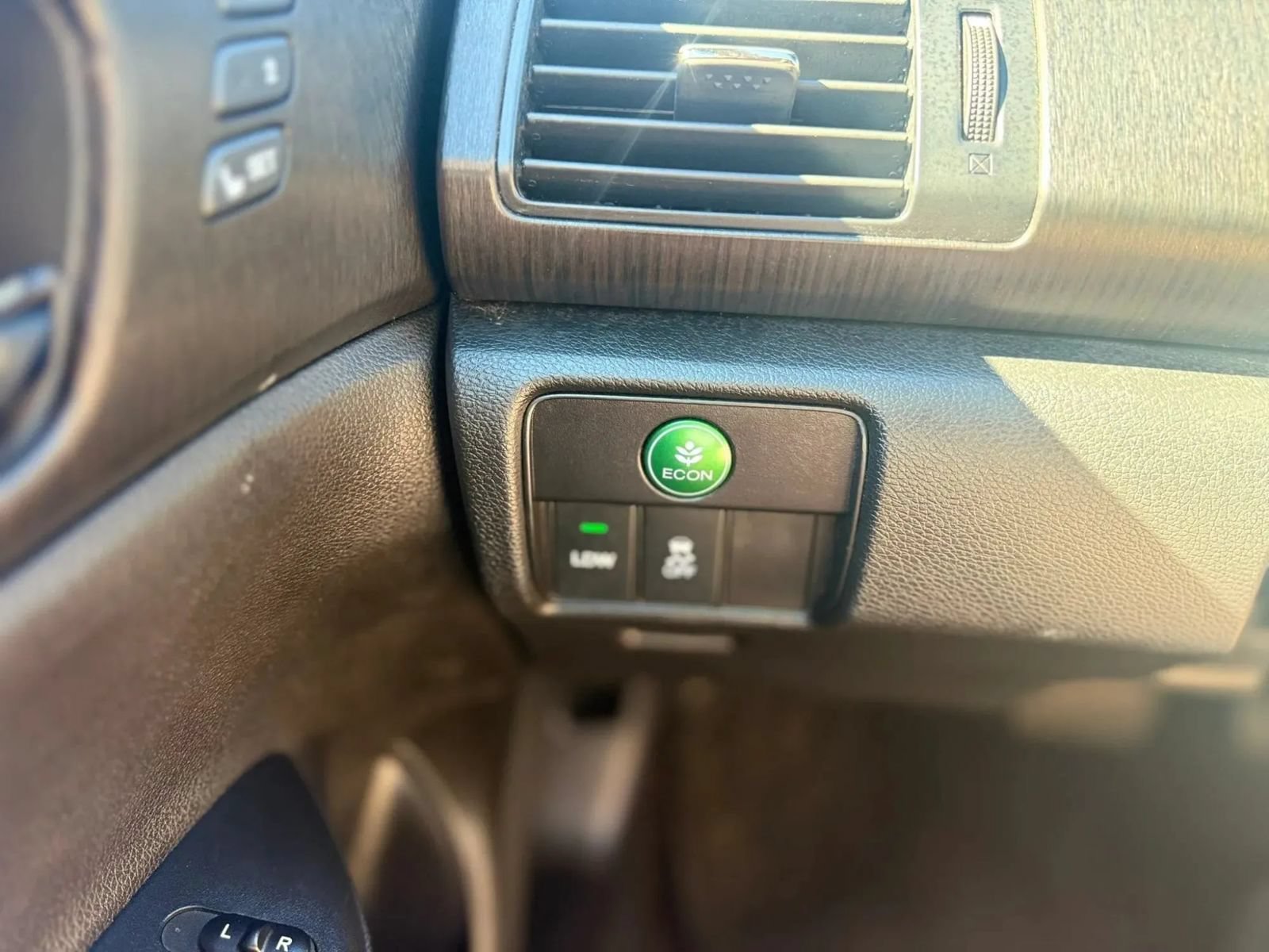 Used 2013 Honda Accord EX-L image 25