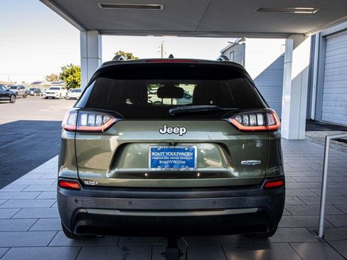 Used 2019 Jeep Cherokee Latitude Plus image 14