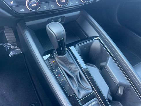 Used 2024 Honda Accord EX-L image 43