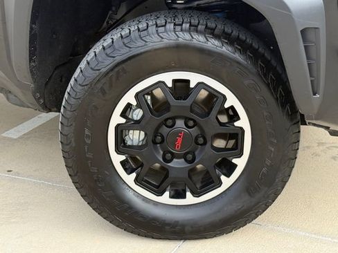 Used 2026 Toyota Tacoma TRD Off-Road AWD/4WD image 2