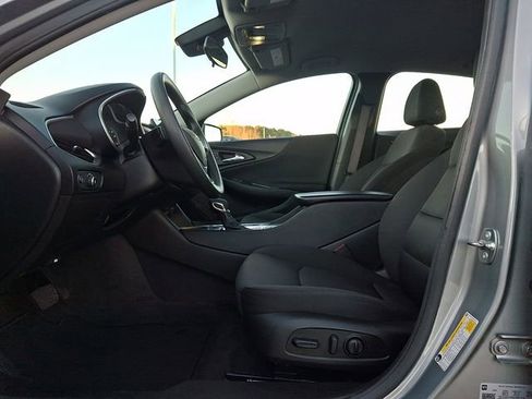 Used 2024 Chevrolet Malibu LT image 13