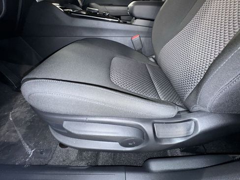 Certified 2025 Kia Sportage LX image 14